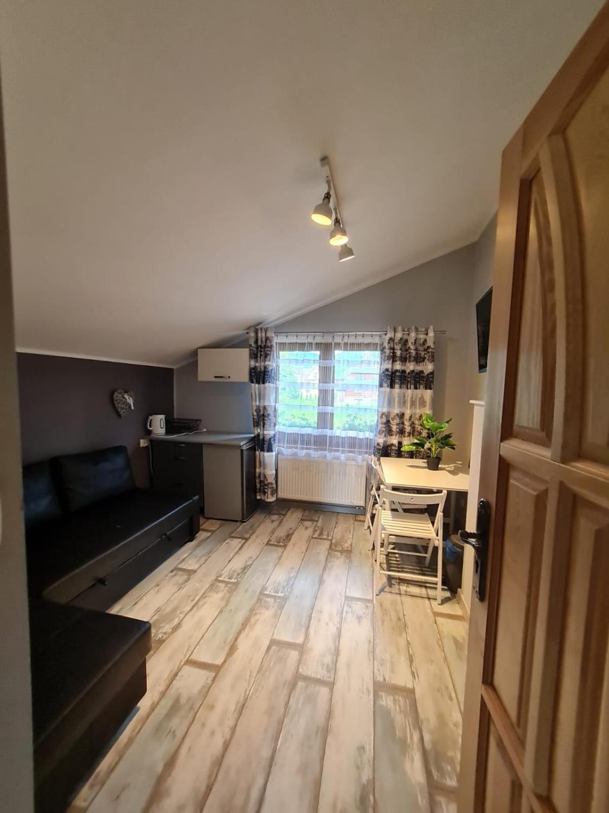 Bed and Breakfast Koliba Nad Bialka Чарна-Гура Экстерьер фото