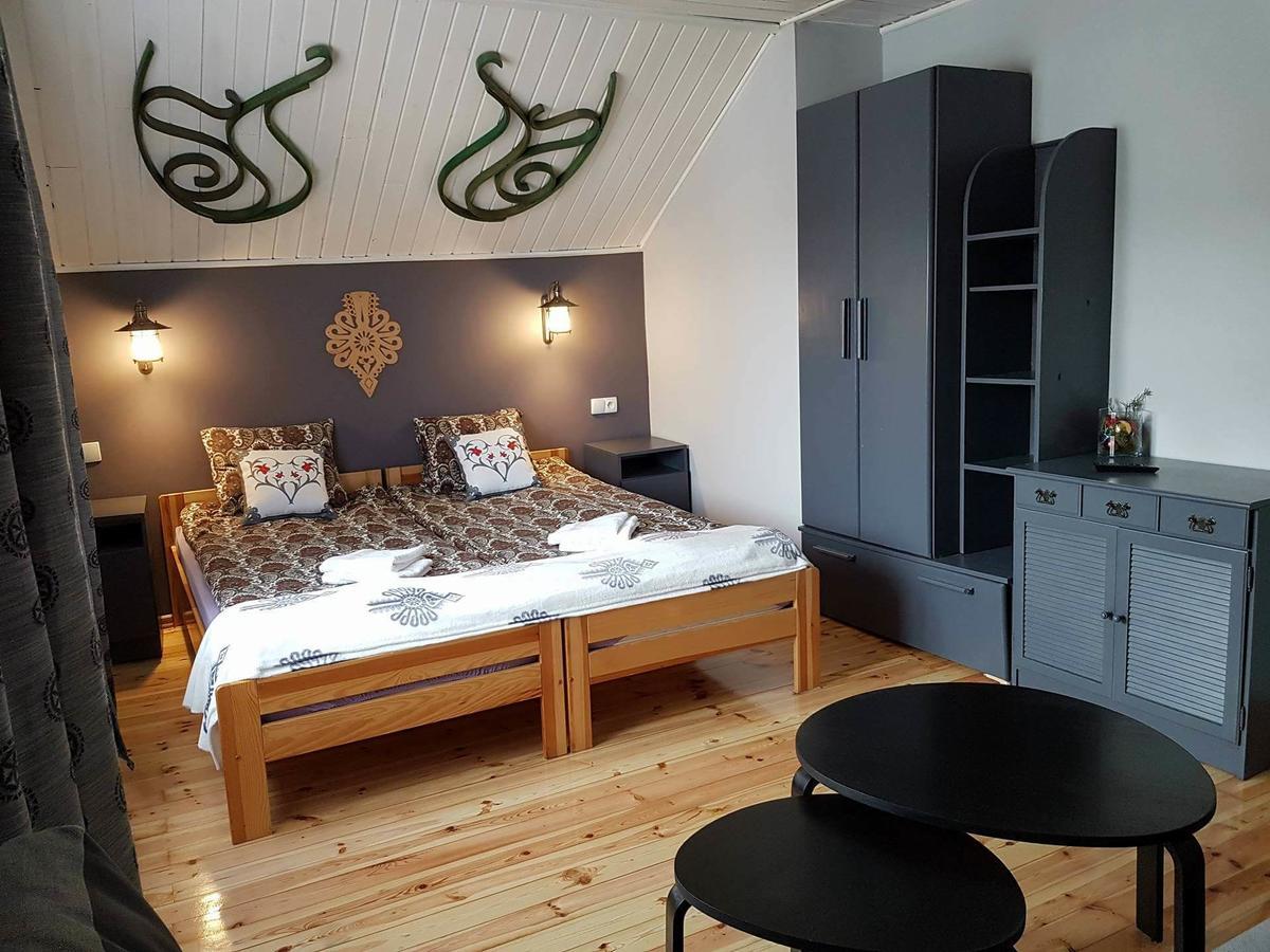 Bed and Breakfast Koliba Nad Bialka Чарна-Гура Экстерьер фото