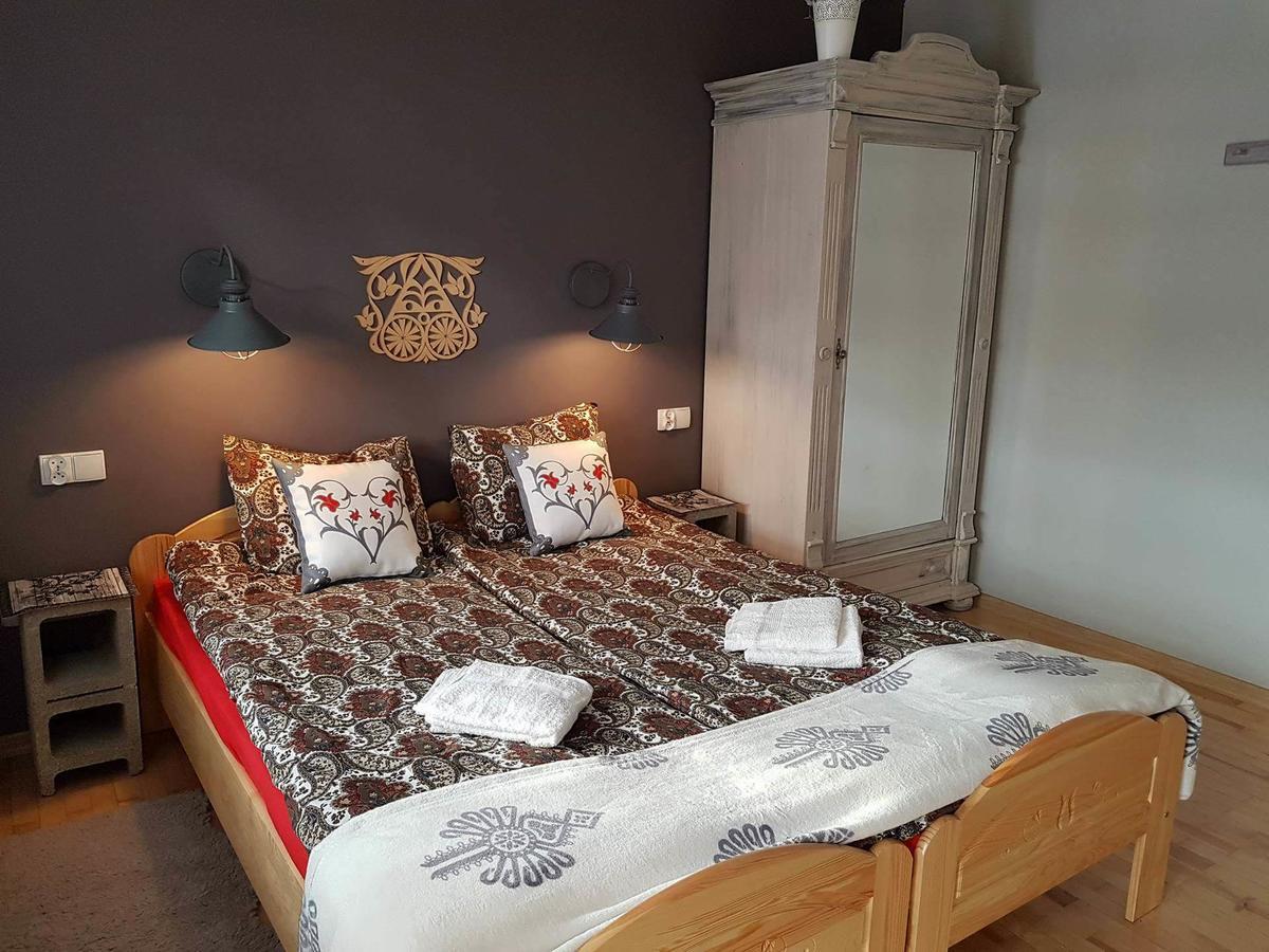 Bed and Breakfast Koliba Nad Bialka Чарна-Гура Экстерьер фото